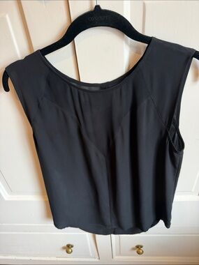 Trouve Black Sleeveless Tank Top